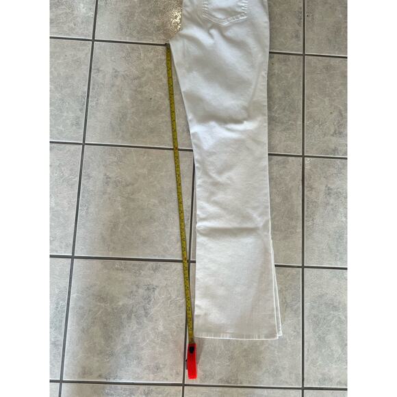 049 Jen 7 For All Mankind White Slim Bootcut Jean 14 Sculpting Stretch - Picture 7 of 7